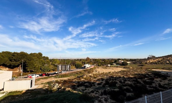 Resale - Villa -
Ciudad Quesada