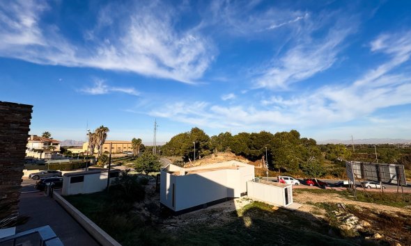Resale - Villa -
Ciudad Quesada