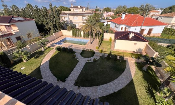 Gensalg - Villa -
Orihuela Costa