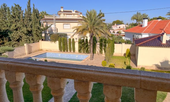 Gensalg - Villa -
Orihuela Costa
