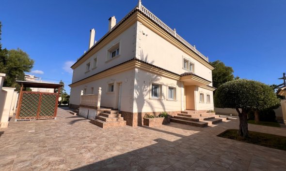 Gensalg - Villa -
Orihuela Costa