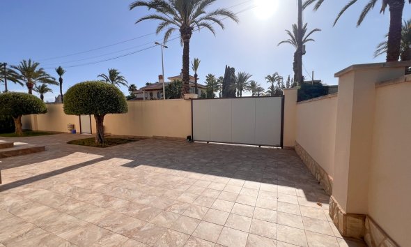 Gensalg - Villa -
Orihuela Costa