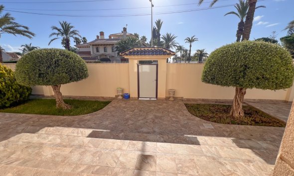 Gensalg - Villa -
Orihuela Costa