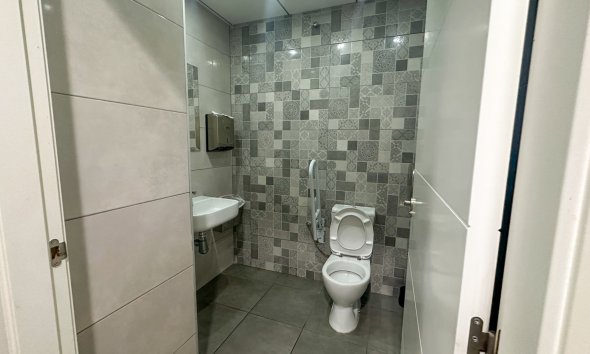 Gensalg - Kommerciel -
Torrevieja - Nueva Torrevieja