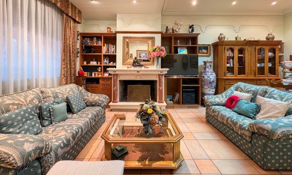 Gensalg - Country House -
Elche - Altzabares Alto