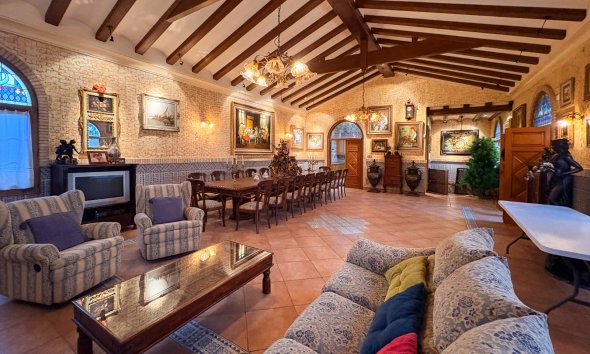 Gensalg - Country House -
Elche - Altzabares Alto