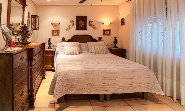 Gensalg - Country House -
Elche - Altzabares Alto