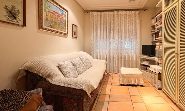 Gensalg - Country House -
Elche - Altzabares Alto