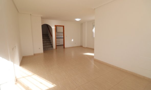 Reventa - Villa -
Ciudad Quesada - Lo Marabú