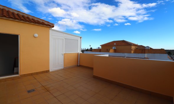 Reventa - Villa -
Ciudad Quesada - Lo Marabú