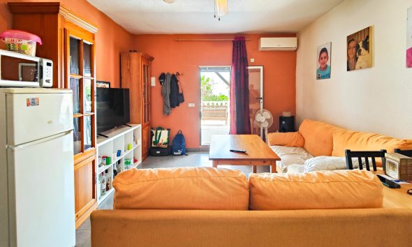 Gensalg - Kommerciel -
Torrevieja - La Siesta