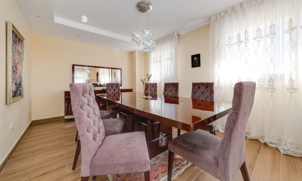 Gensalg - Villa -
Torrevieja