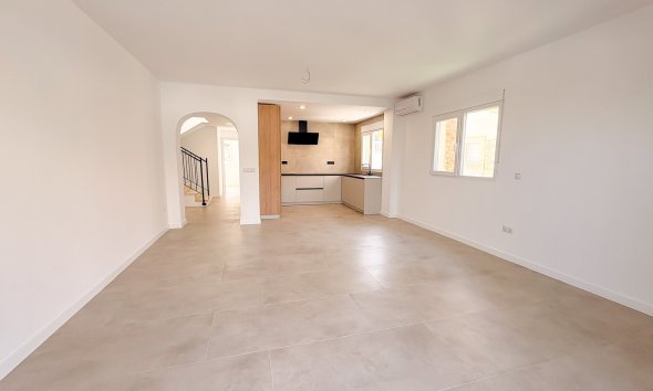 Gensalg - Villa -
El Campello - Pueblo Acantilado - Venta Lanuza