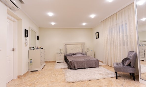 Gensalg - Villa -
Torrevieja - Los Balcones