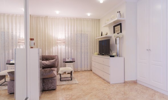 Gensalg - Villa -
Torrevieja - Los Balcones