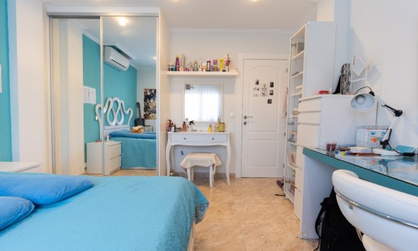 Gensalg - Villa -
Torrevieja - Los Balcones