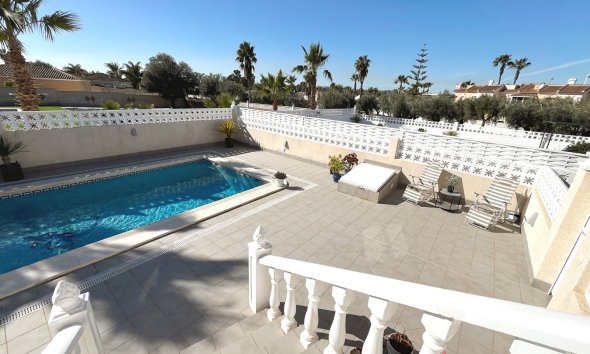 Gensalg - Villa -
Benijofar - Monte Azul