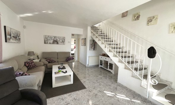 Gensalg - Villa -
Benijofar - Monte Azul