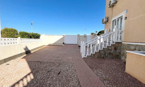 Gensalg - Villa -
Benijofar - Monte Azul