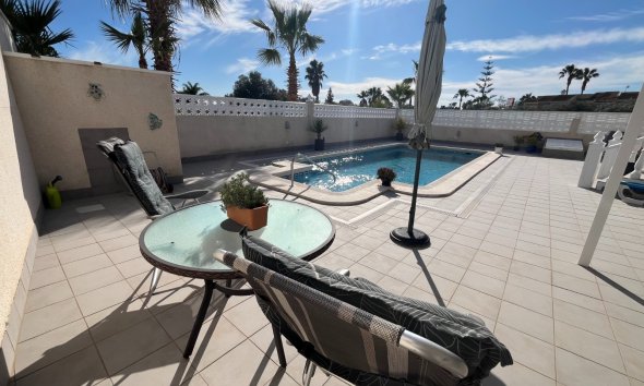 Gensalg - Villa -
Benijofar - Monte Azul
