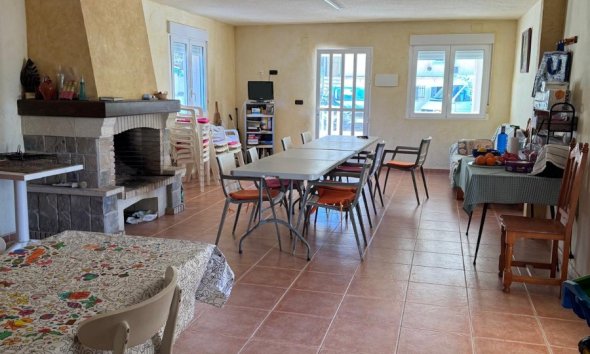 Gensalg - Villa -
Elche - La Marina