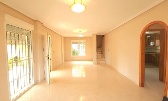 Gensalg - Villa -
Elche - La Marina