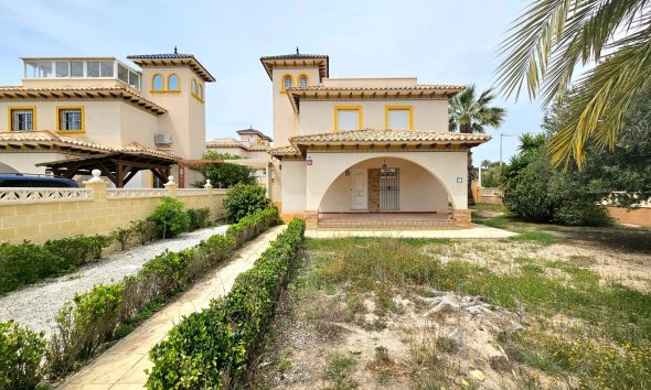 Gensalg - Villa -
Elche - La Marina