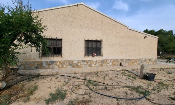 Gensalg - Rækkehus -
Elche - Matola