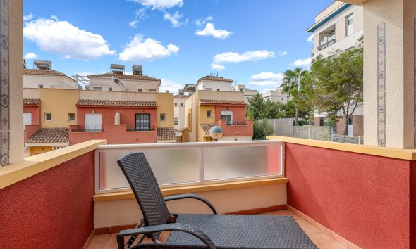 Gensalg - Rækkehus -
Orihuela Costa - Villamartín