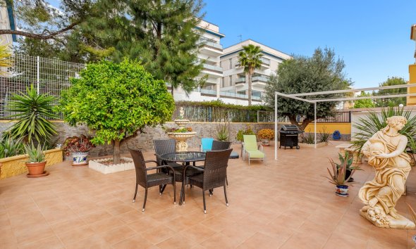 Gensalg - Rækkehus -
Orihuela Costa - Villamartín
