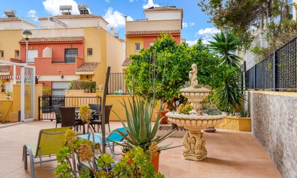 Gensalg - Rækkehus -
Orihuela Costa - Villamartín