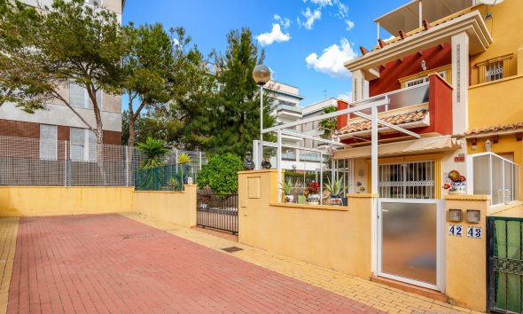 Gensalg - Rækkehus -
Orihuela Costa - Villamartín