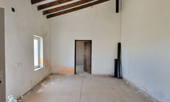 Resale - Country House -
Torremendo