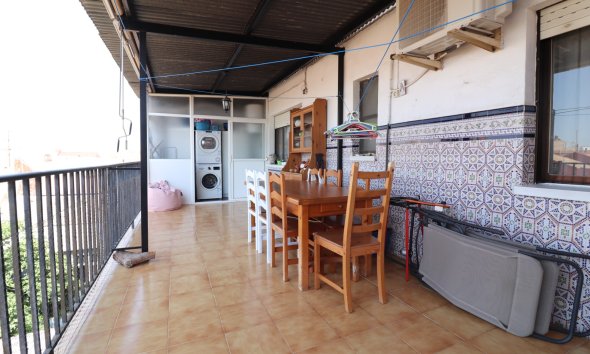 Gensalg - apartment -
Dolores - Dolores - Town