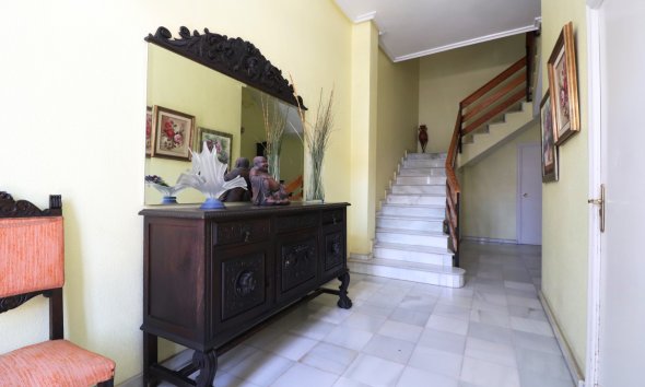 Gensalg - apartment -
Dolores - Dolores - Town