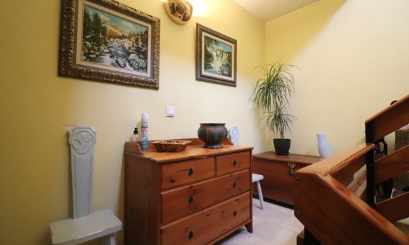 Gensalg - apartment -
Dolores - Dolores - Town