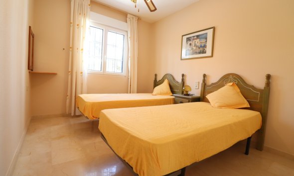Gensalg - Rækkehus -
Orihuela Costa - Villamartín
