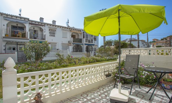 Gensalg - Rækkehus -
Torrevieja - Lago Jardin