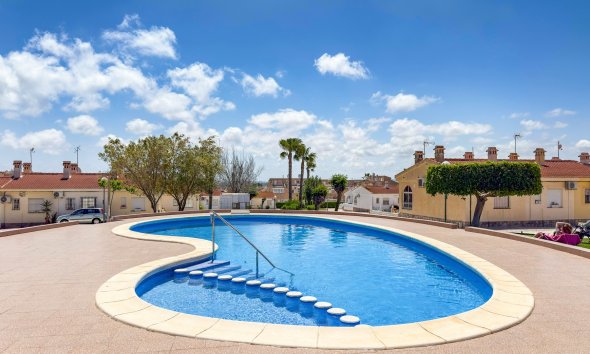 Resale - Townhouse -
Ciudad Quesada