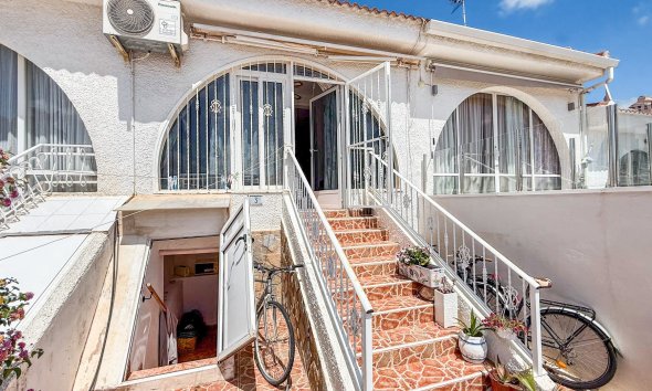Resale - Townhouse -
Ciudad Quesada