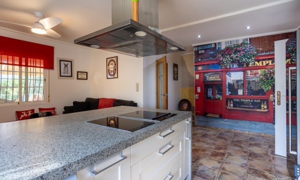 Reventa - Villa -
Elche - La Hoya