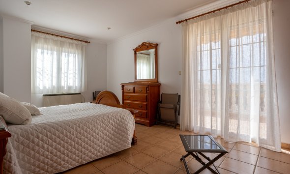 Reventa - Villa -
Elche - La Hoya
