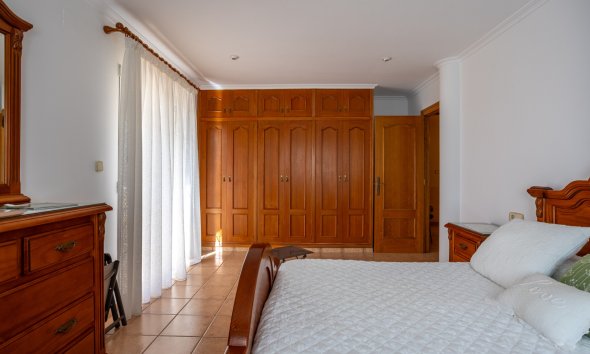 Reventa - Villa -
Elche - La Hoya