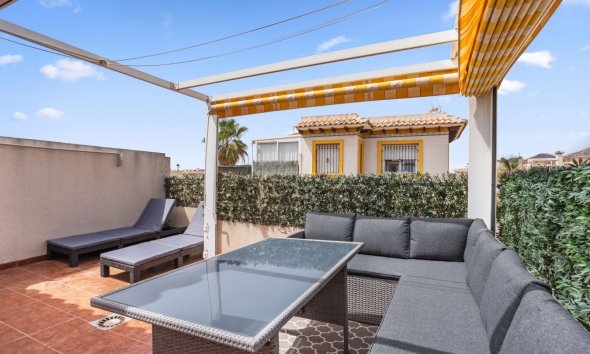 Gensalg - Rækkehus -
Orihuela Costa - La Regia