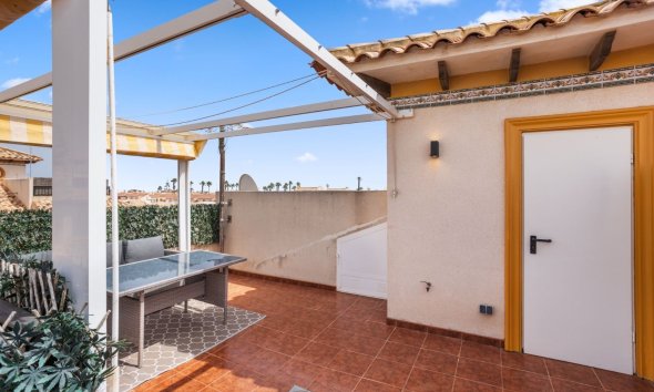 Gensalg - Rækkehus -
Orihuela Costa - La Regia