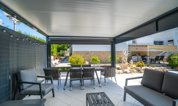Reventa - Villa -
La Marina - LA MARINA