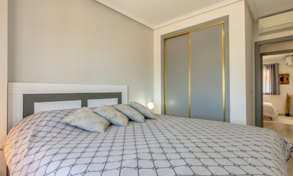 Gensalg - Rækkehus -
Orihuela Costa - Villamartín