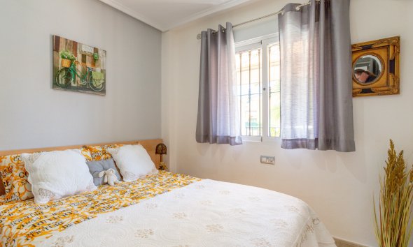 Gensalg - Rækkehus -
Orihuela Costa - Villamartín