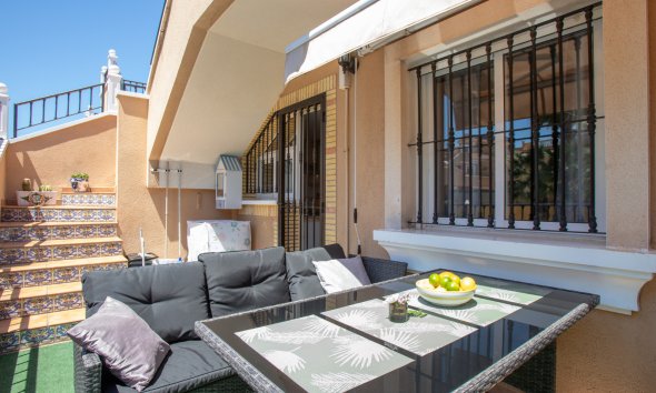 Gensalg - Rækkehus -
Orihuela Costa - Villamartín