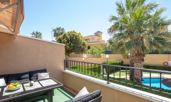 Gensalg - Rækkehus -
Orihuela Costa - Villamartín